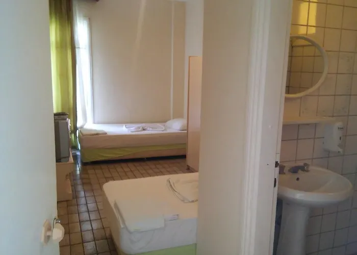 Turkuaz Nocleg ze śniadaniem 3*